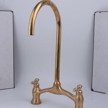 Factory Direct Sales Customized Golden Brushed Brass Bridge Bathtub Faucet
