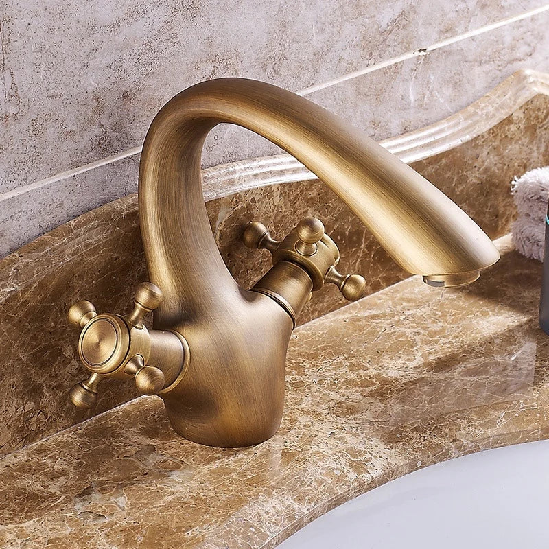 Antique Bathtub Washbasin Faucet Double Hot and Cold Copper Faucet