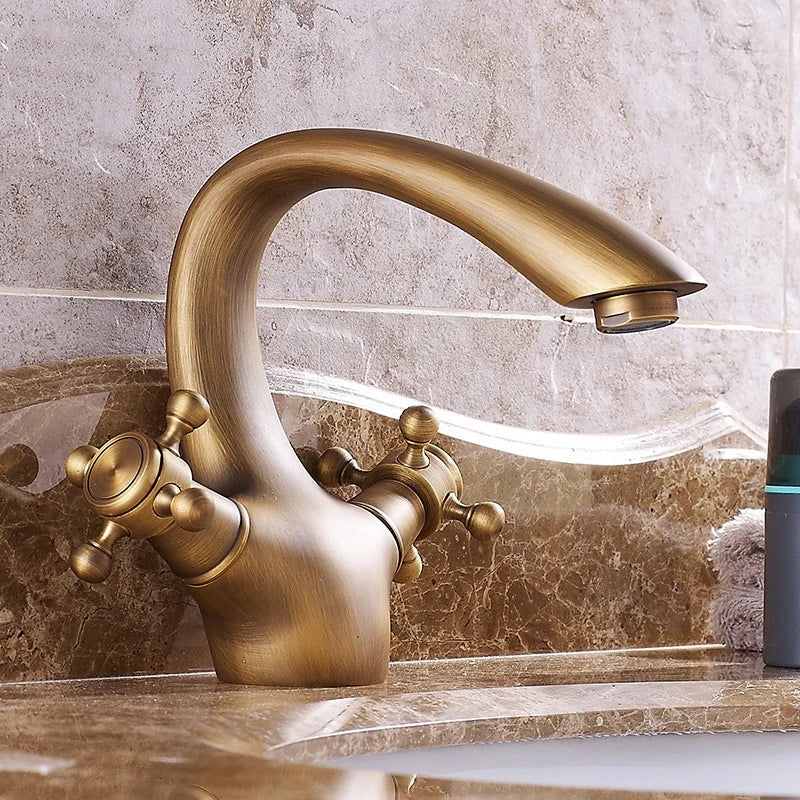 Antique Bathtub Washbasin Faucet Double Hot and Cold Copper Faucet