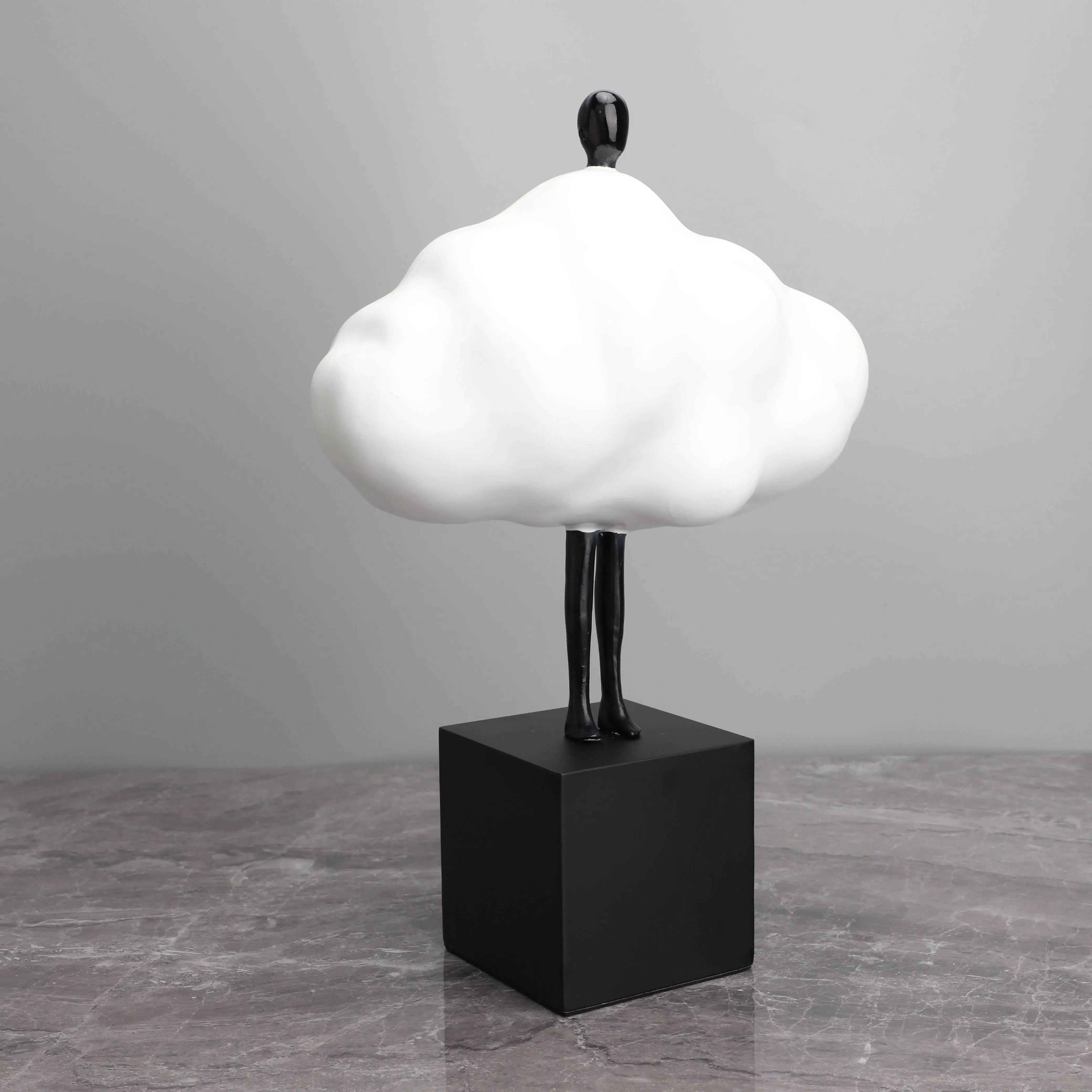 Modern simple cloud character resin ornament living room coffee table model house sales department entrance home decoration