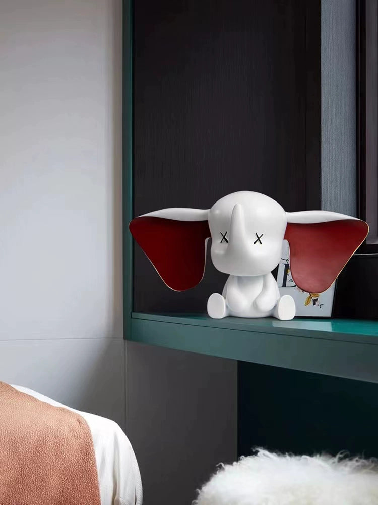 Modern minimalist creative cute Dumbo sculpture ornament model room bedroom living room entrance art ornament