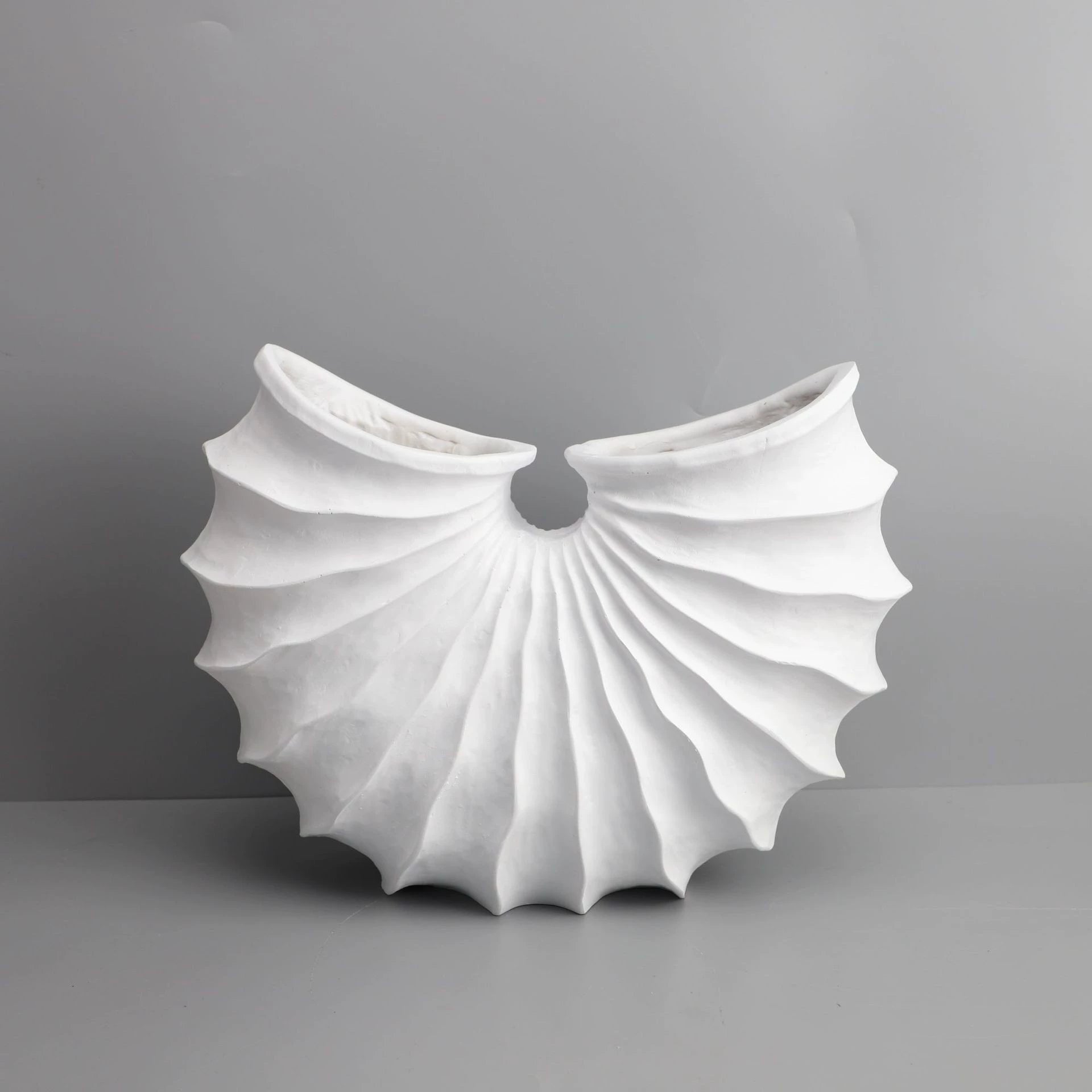 Modern minimalist creative geometric conch vase ornament model house sales office living room home accessories