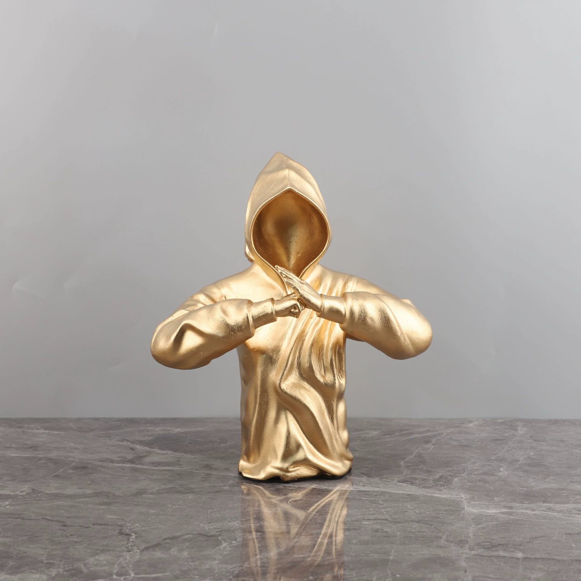 Modern simple cloud character resin ornament living room coffee table model house sales department entrance home decoration