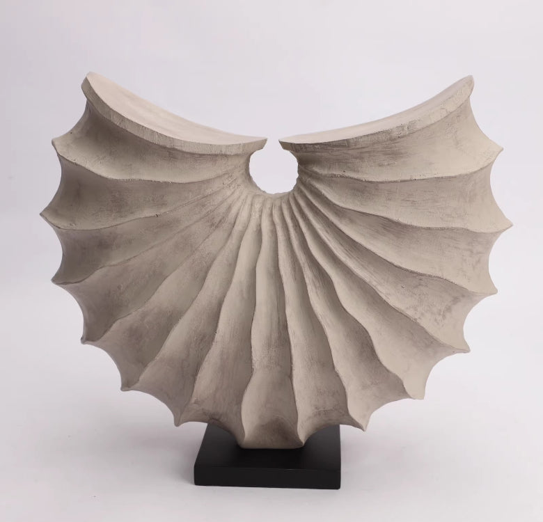 Modern minimalist geometric abstract portrait sculpture ornament model room sales office soft decoration home living room soft decoration jewelry